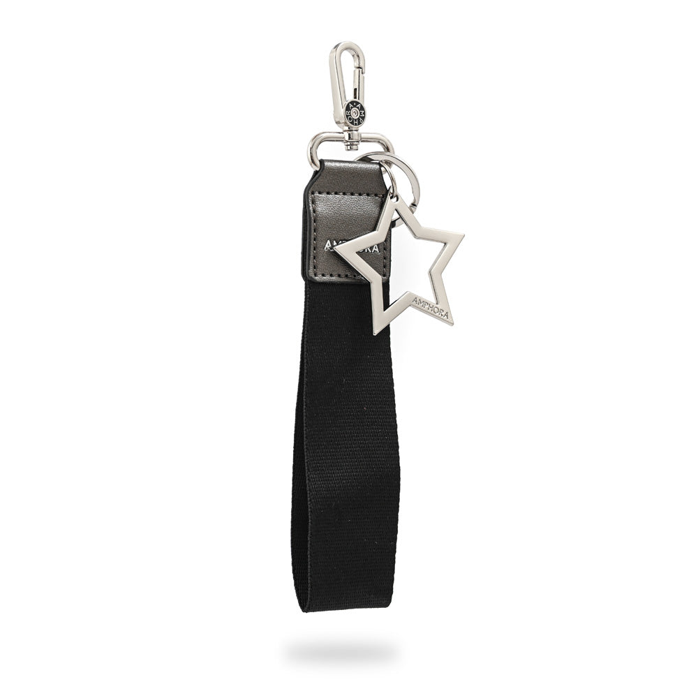 LLAVERO COLGANTE CON ESTRELLA XARENI PLATEADO