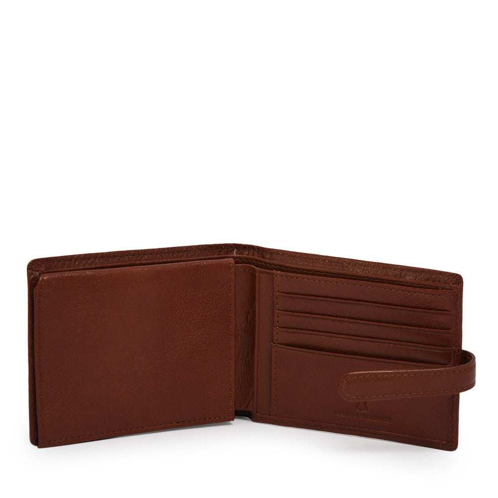 BILLETERA CUERO CON ALETA NEW LANCASTER MARRÓN